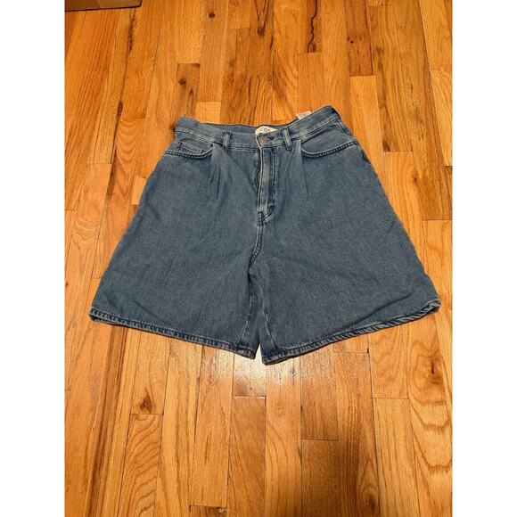 COS Shorts Womens 26 Blue Pleated Denim A line Shorts 7" High rise - Picture 1 of 4